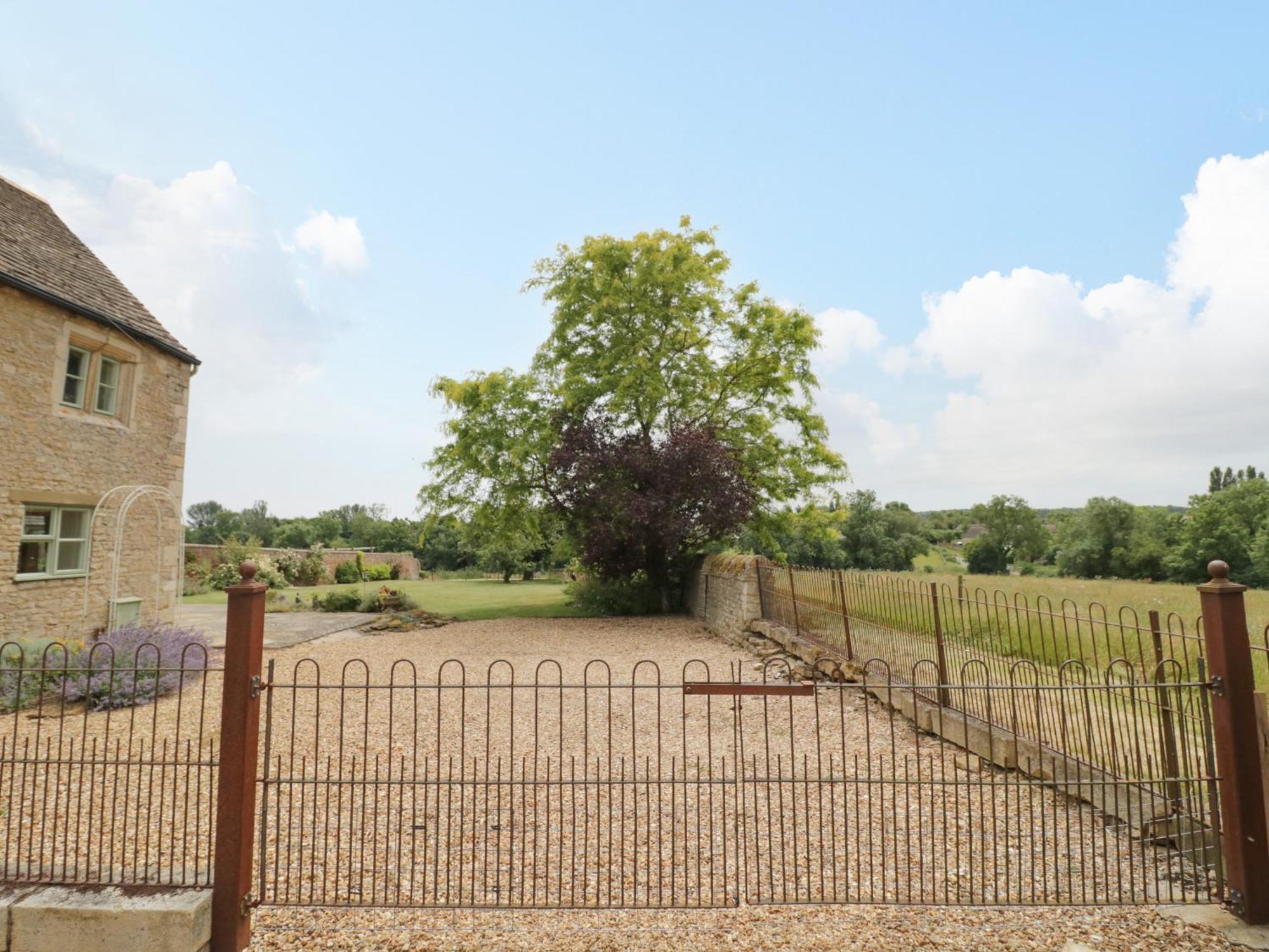 Glapthorn Manor Villa Peterborough Eksteriør bilde